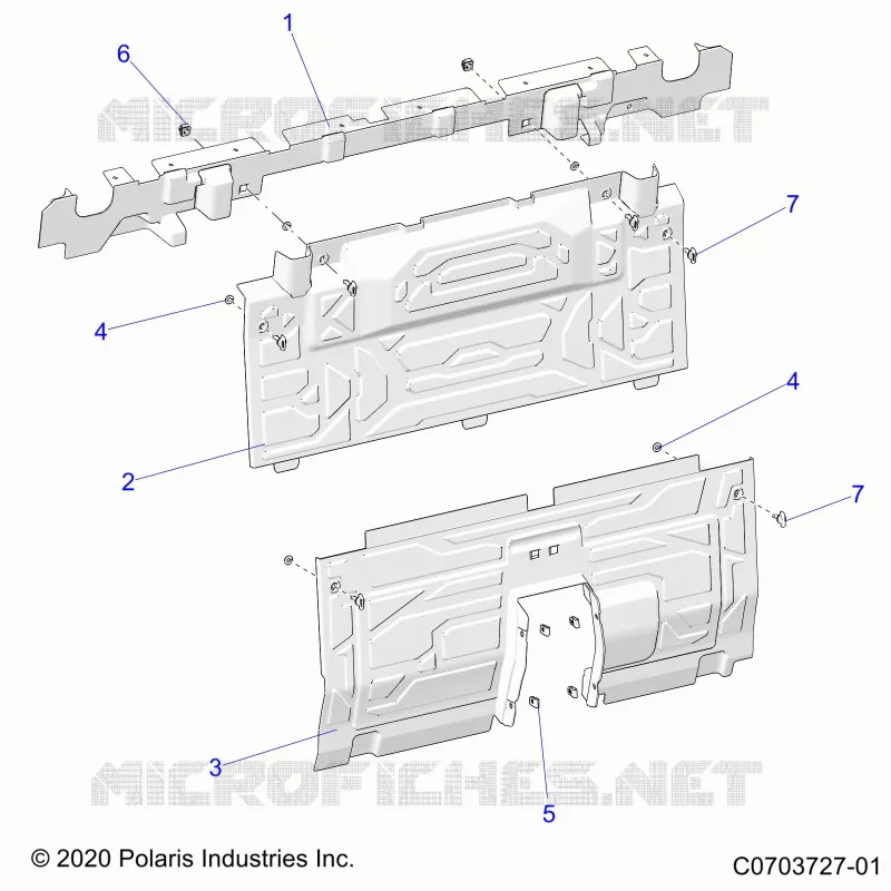 REAR BODYWORK CLOSEOFF, CENTER PANELS