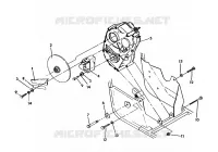 RIGHT GEARCASE   BRAKE MOUNTING TRAIL BLAZER / W927221 (4922852285027A)